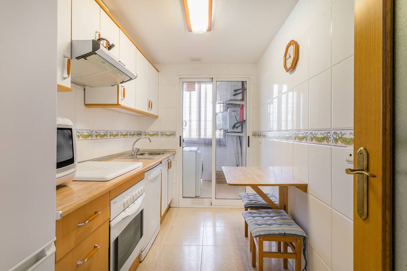 Foto 8 von 25: Apartment 'Urbanización Bulevar Playa' mit Gemeinschaftspool, WLAN und Klimaanlage
