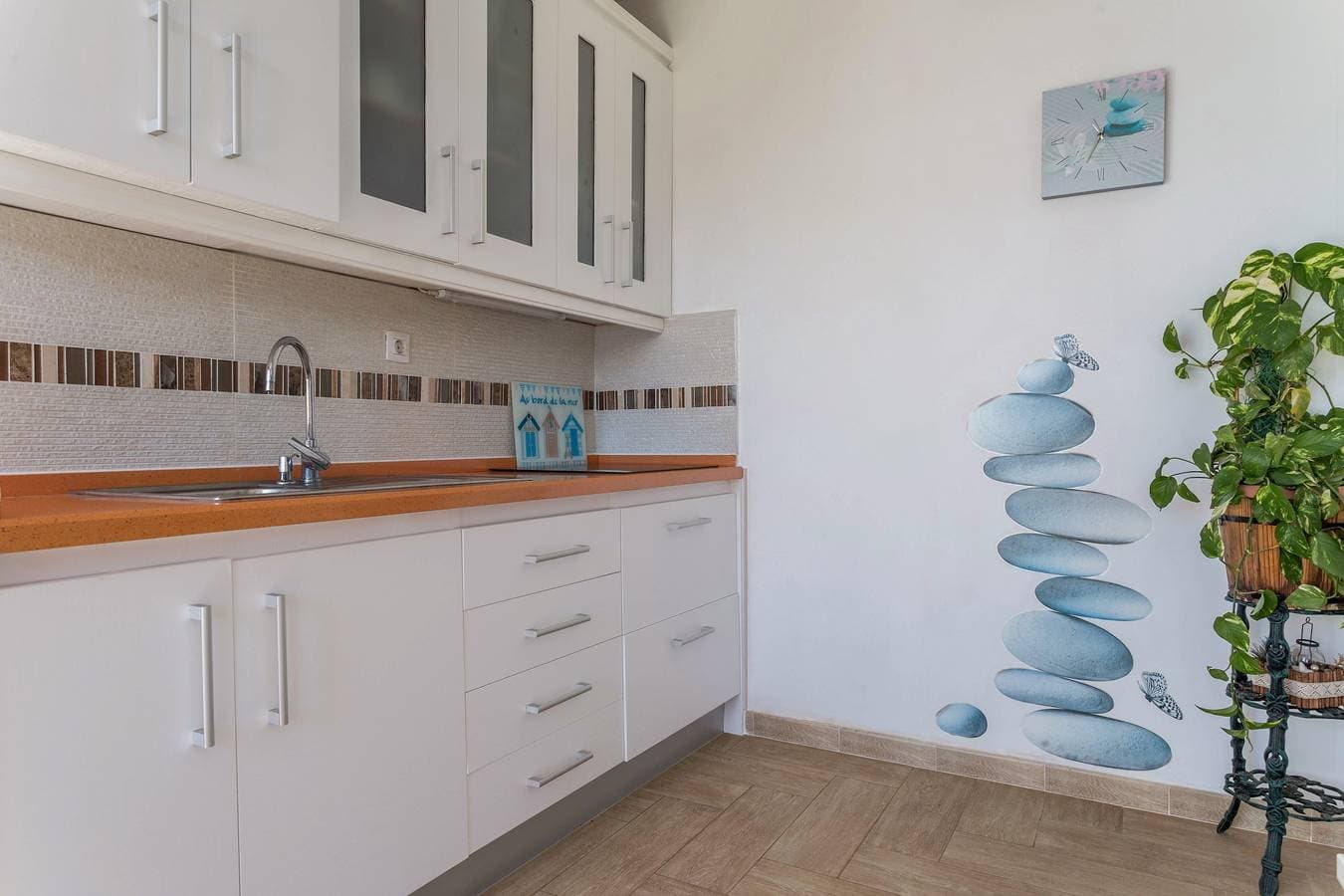 Foto 6 von 23: Hübsches Ferienhaus "Villa Bali" mit Pool, schnellem WLAN, Terrasse & Garten