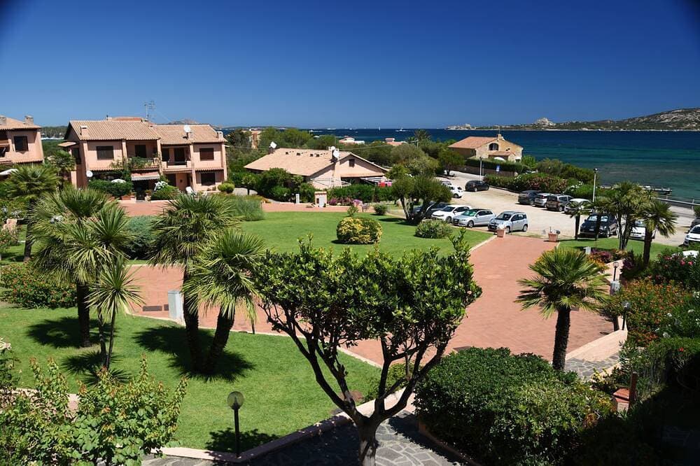 Foto 8 von 17: Haus am Meer mit Garten