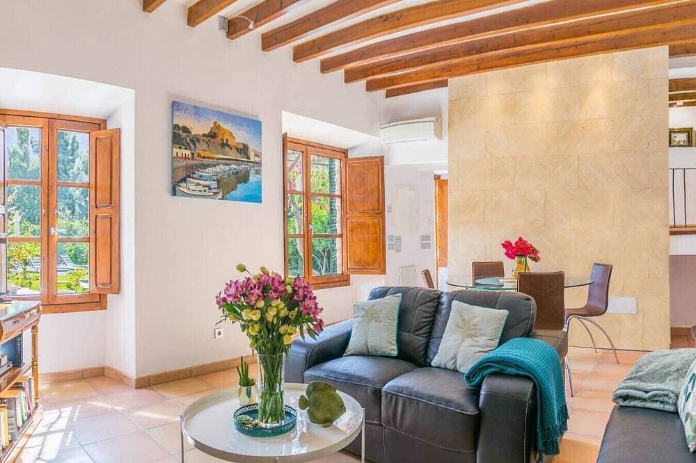 Foto 10 von 30: Schöne mallorquinische Villa mit Pool in Soller