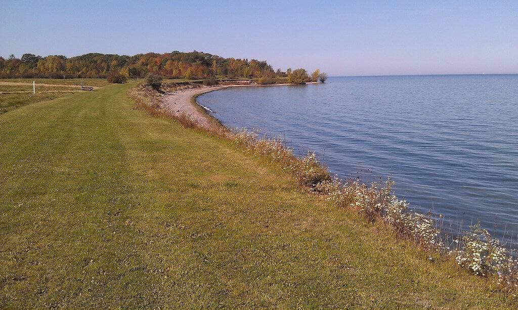 Foto 2 von 24: Spektakulärer Panoramablick auf den See in romantischer, privater Umgebung