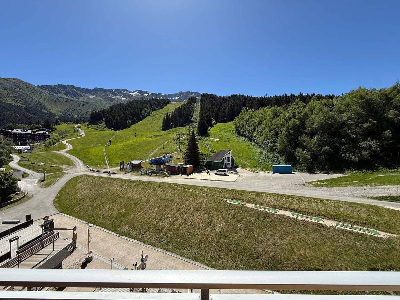 Foto 9 von 11: Studio-Kabine 24m² direkt an der Piste mit Balkon