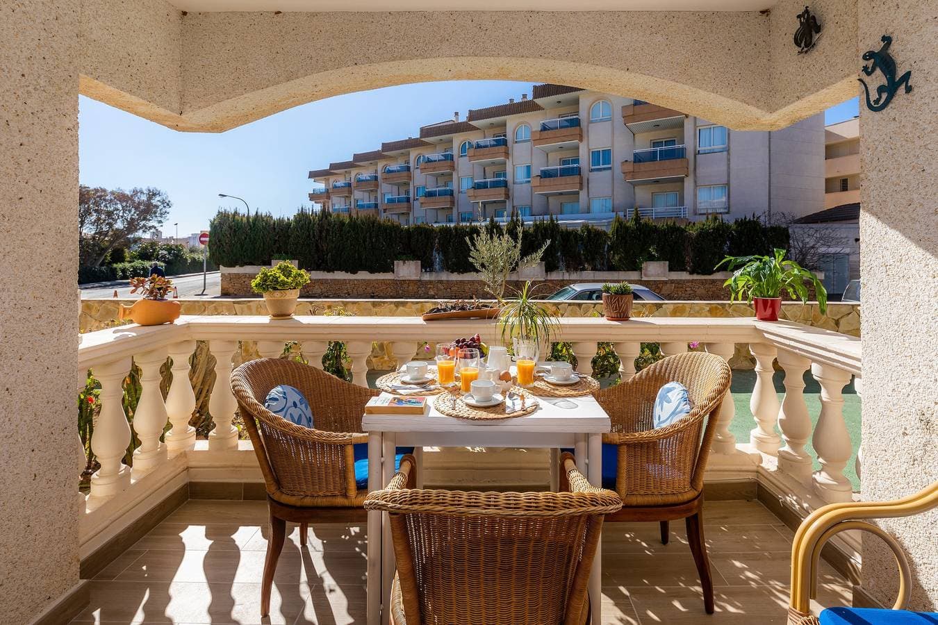 Foto 6 von 25: Ferienhaus "Can Nogueras" mit WLAN, Balkon, Terrasse, Gemeinschaftspool und Garten