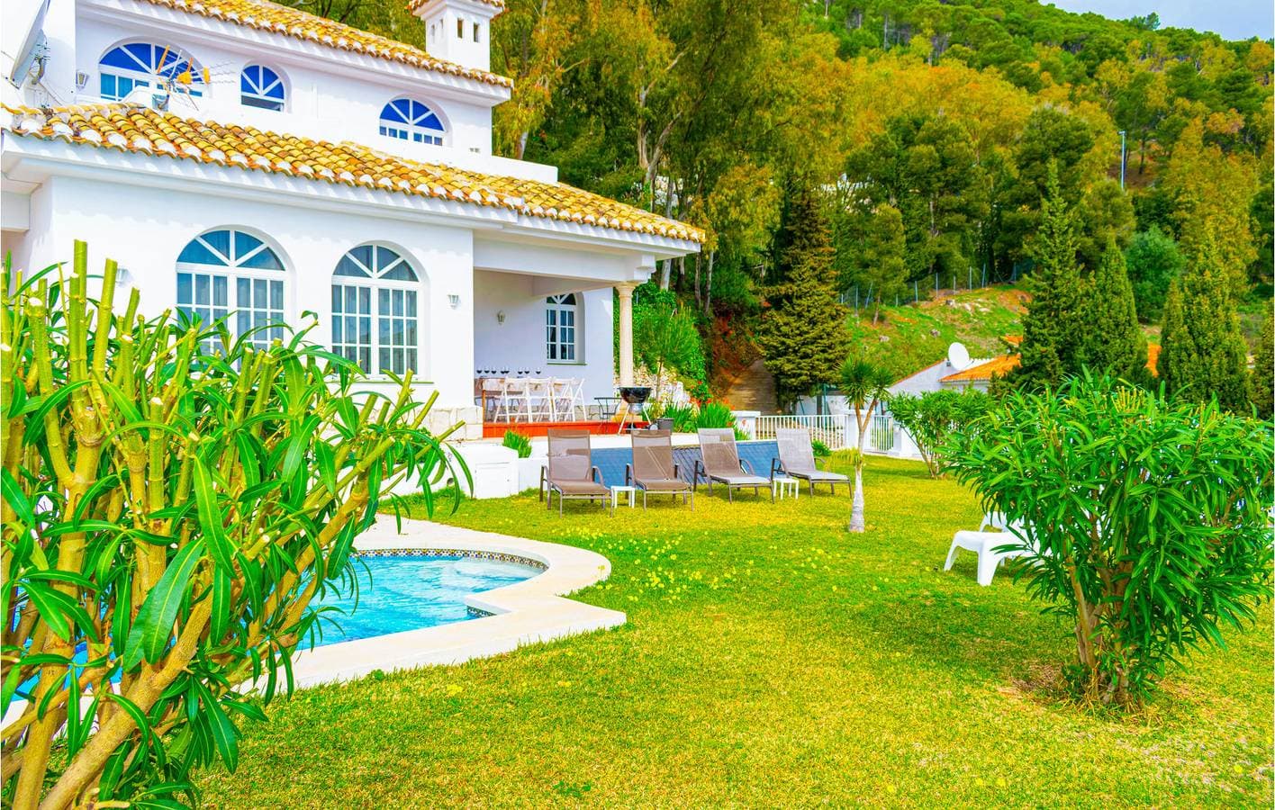 Foto 11 von 39: Mijas Wohnung: Parkplatz, Pool, WiFi