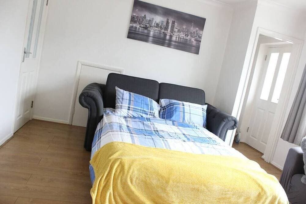 Foto 6 von 18: Private Comfortable 2 Bedroom Home away from Home
