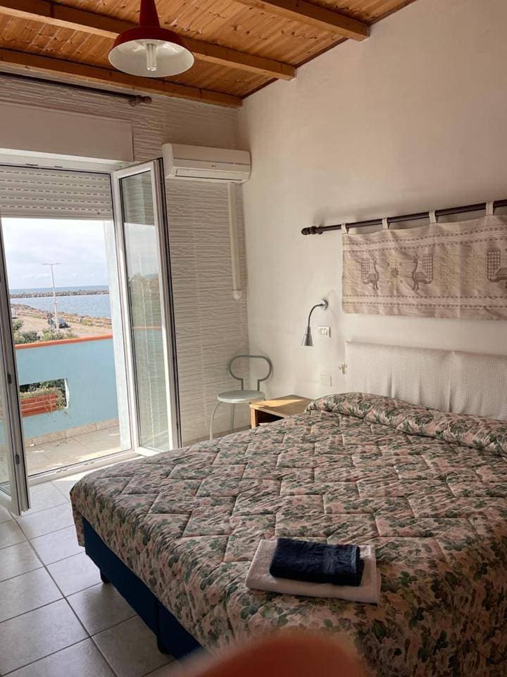 Foto 7 von 20: Double Room with Balcony and Sea View
