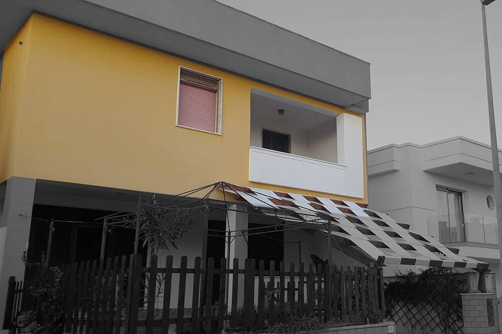 Foto 7 von 12: Casa del Sole 2 in Torre Pali, 20 Meter vom Strand entfernt