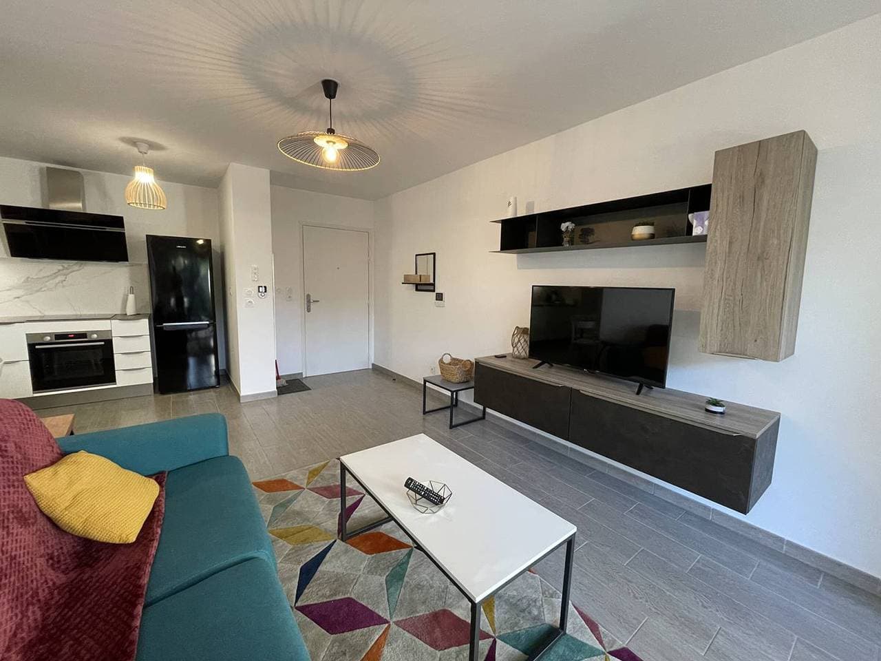 Foto 3 von 11: Elegante Wohnung für 4 Personen mit Garten, Pool und nah am Strand
