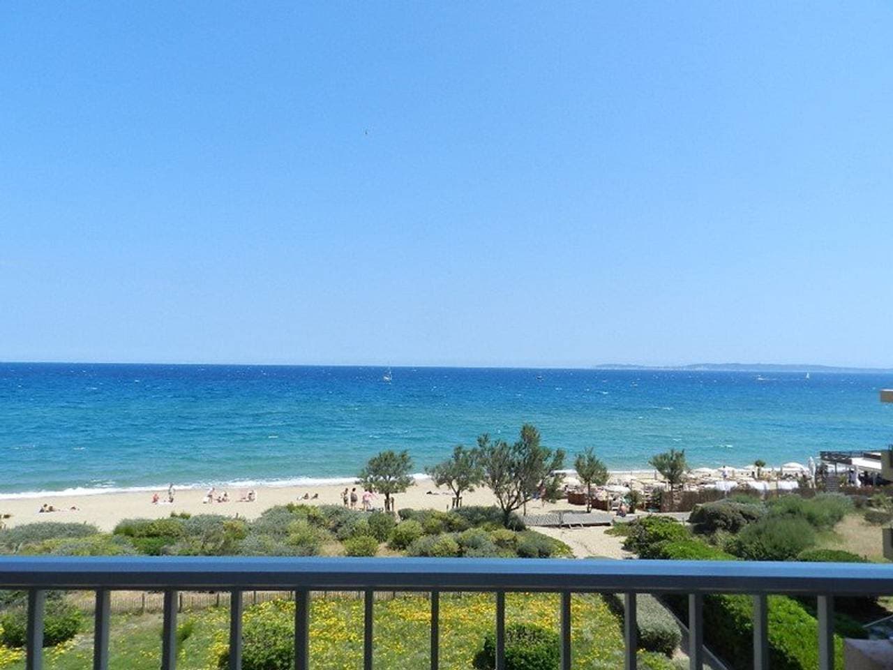 Foto 7 von 12: Studio für 3 mit Klimaanlage und Parkplatz am Strand von Lavandou