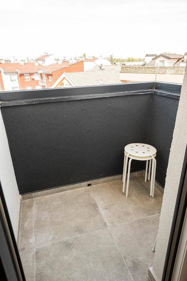 Foto 12 von 25: Studio Apartment with Balcony