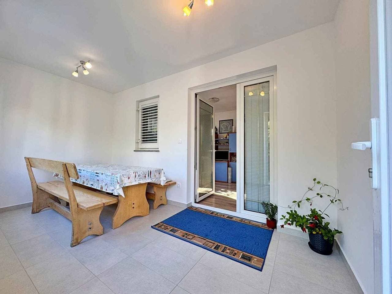 Foto 4 von 28: Ferienwohnung mit Terrasse und Grillmöglichkeit