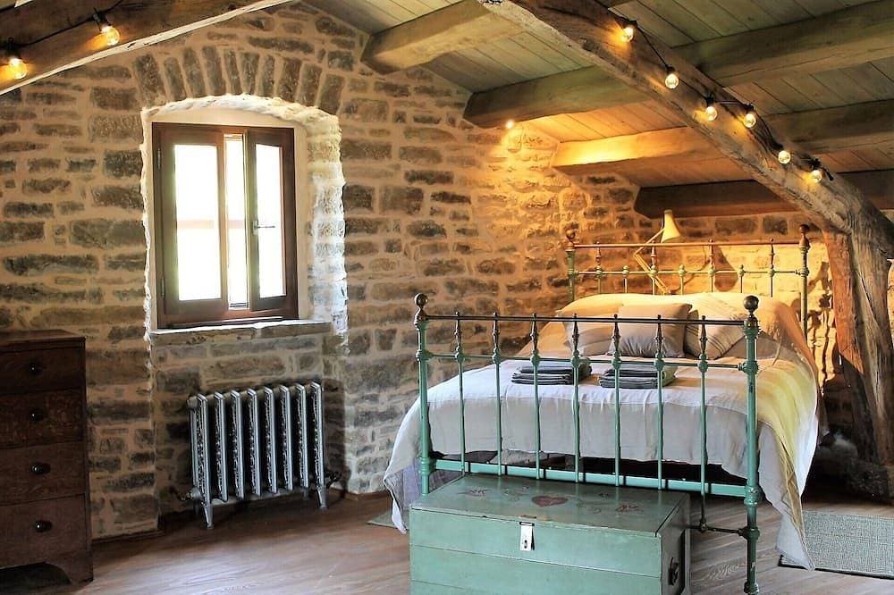 Foto 2 von 30: Bolara 60 Kućica: Berghütte aus Stein