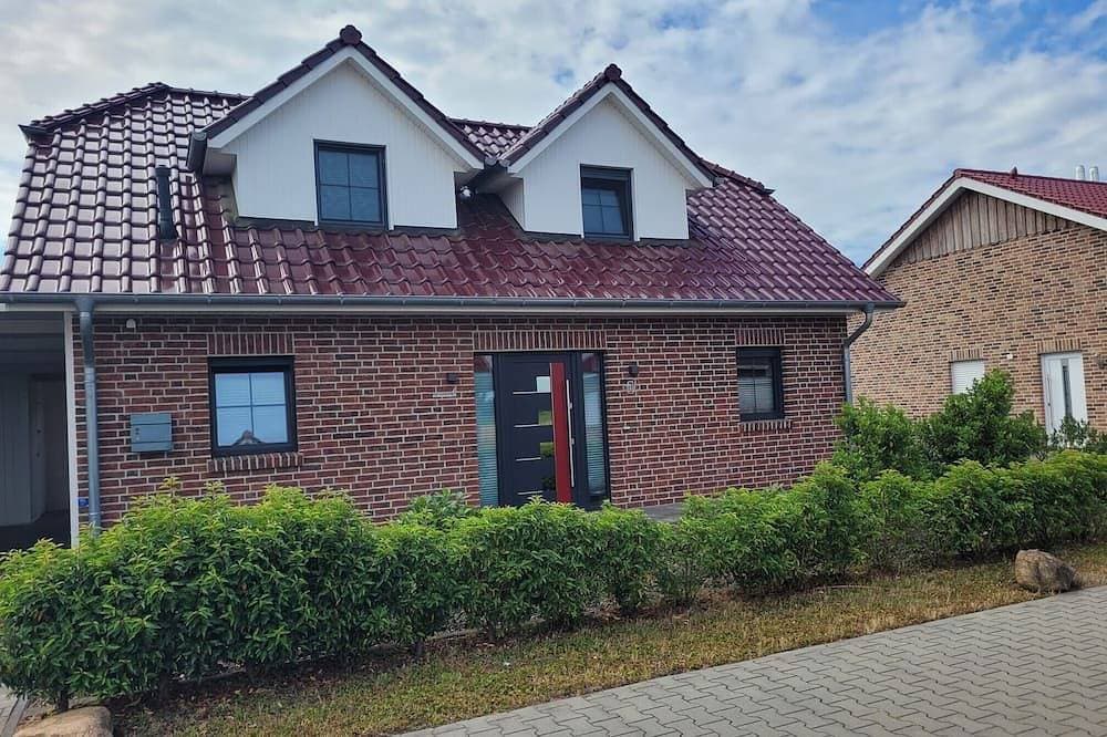 Ferienhaus 'Sam' mit Seeblick, privater Terrasse und WLAN 1