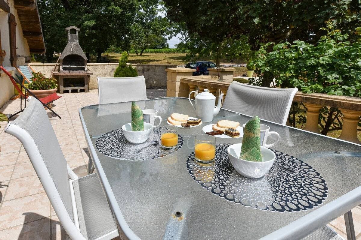 Foto 5 von 13: Ferienhaus für 4 Personen mit Pool