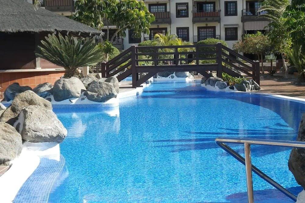 Precioso Apartamento con Piscina Junto al mar 1