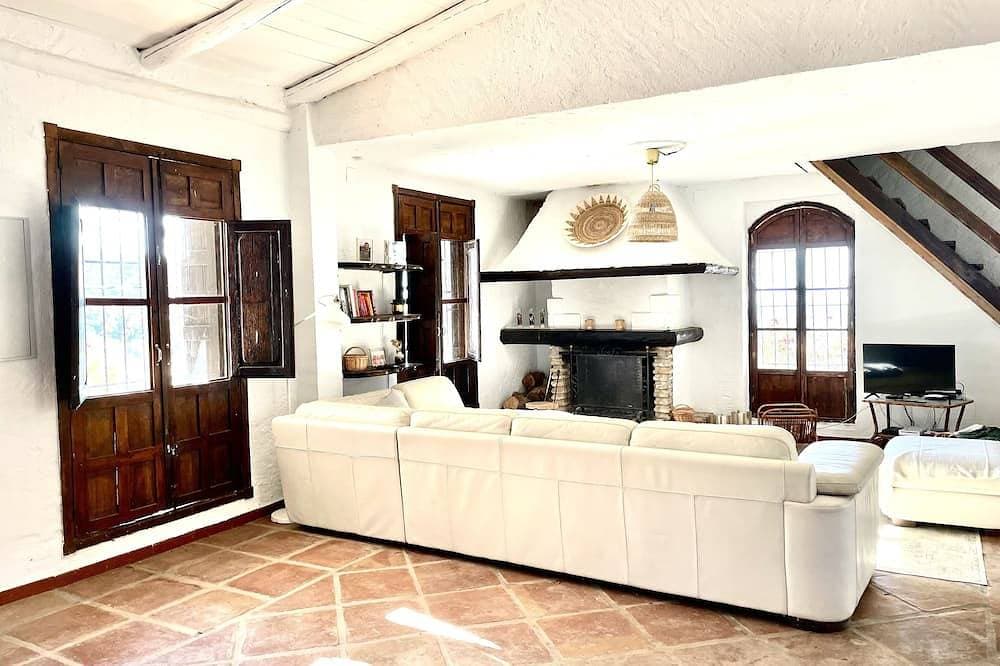 Foto 7 von 30: Magnificent Finca with swimming pool. Panoramic sea view