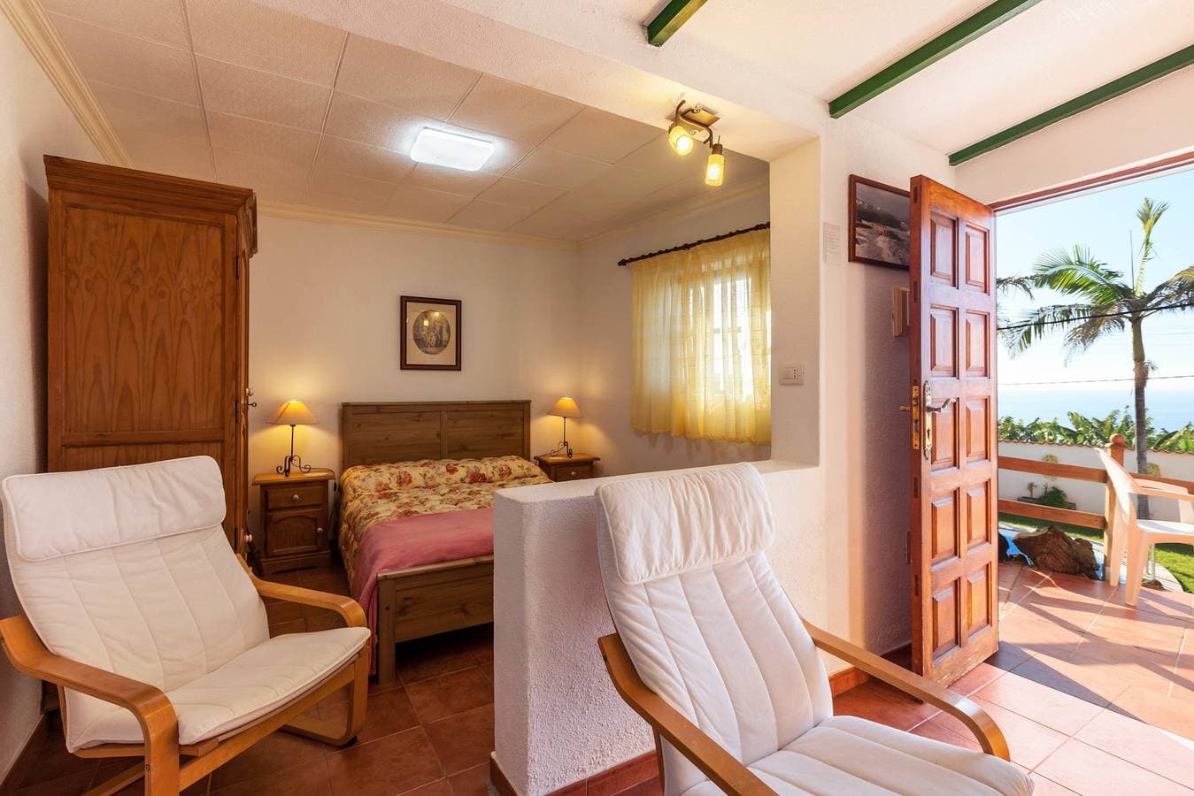 Foto 4 von 16: Ferienstudio 'Casa Victor - Apartment 4' mit Meerblick, Pool und WLAN