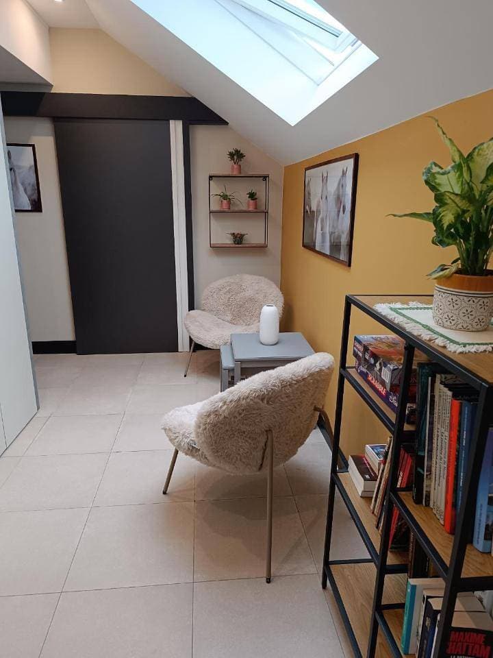 Foto 7 von 12: Triple Room with Private External Bathroom