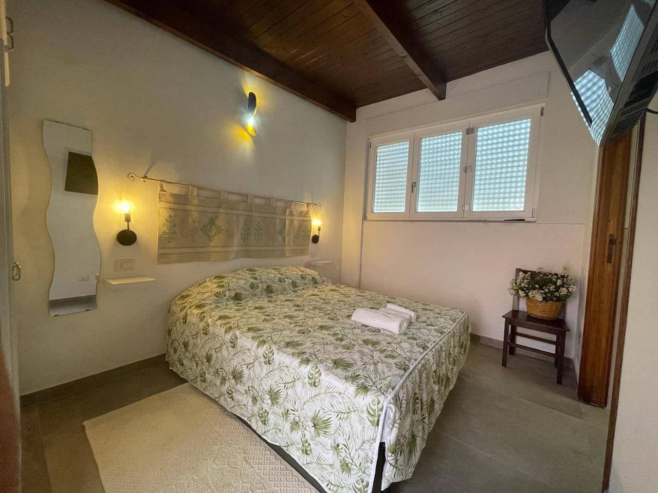 Foto 6 von 9: Double Room with Private Bathroom