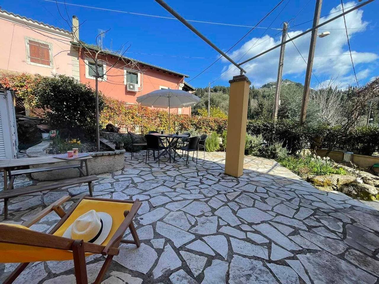 Foto 5 von 24: Ferienhaus für 6 Personen mit Terrasse