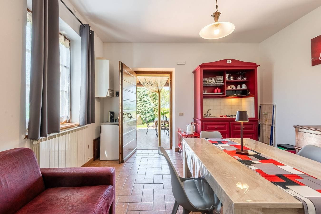 Foto 10 von 34: Ferienwohnung 'Il Crivello' mit Gemeinschaftspool, Wi-Fi und Klimaanlage