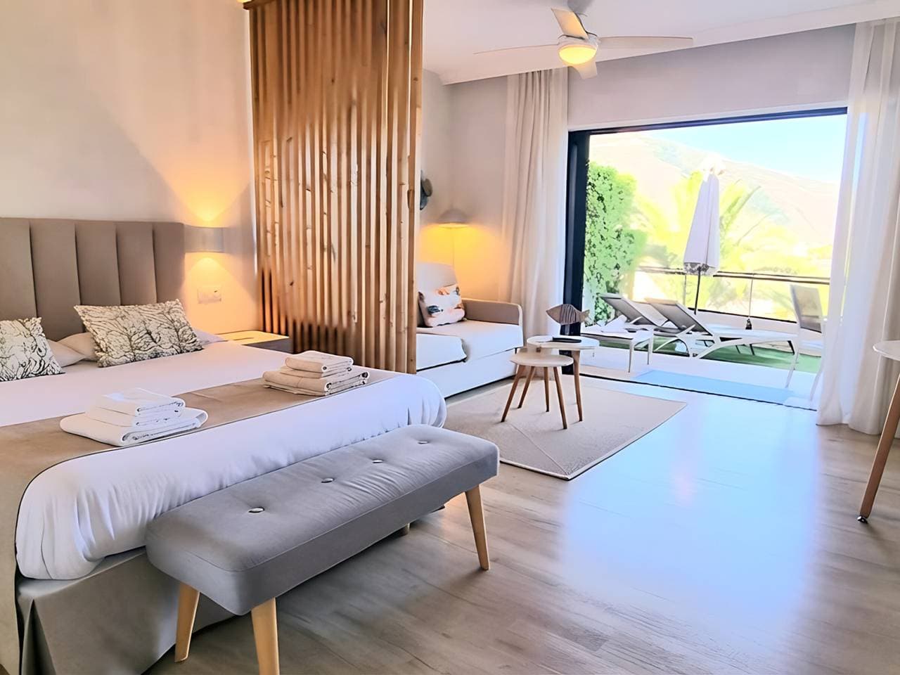 Foto 6 von 31: Ferienhaus mit privater Terrasse und Garten