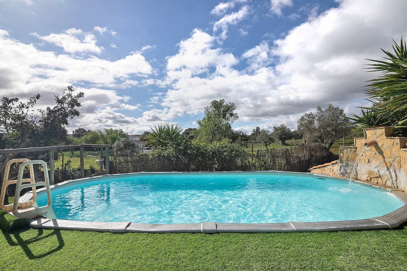 Foto 2 von 27: Villa Quinta Do Mocho mit privatem Pool, WLAN und Klimaanlage