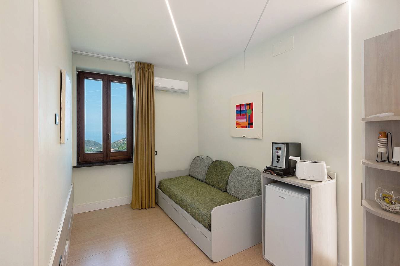 Foto 10 von 26: Apartment „Sunshine“ mit Meerblick, WLAN und Klimaanlage