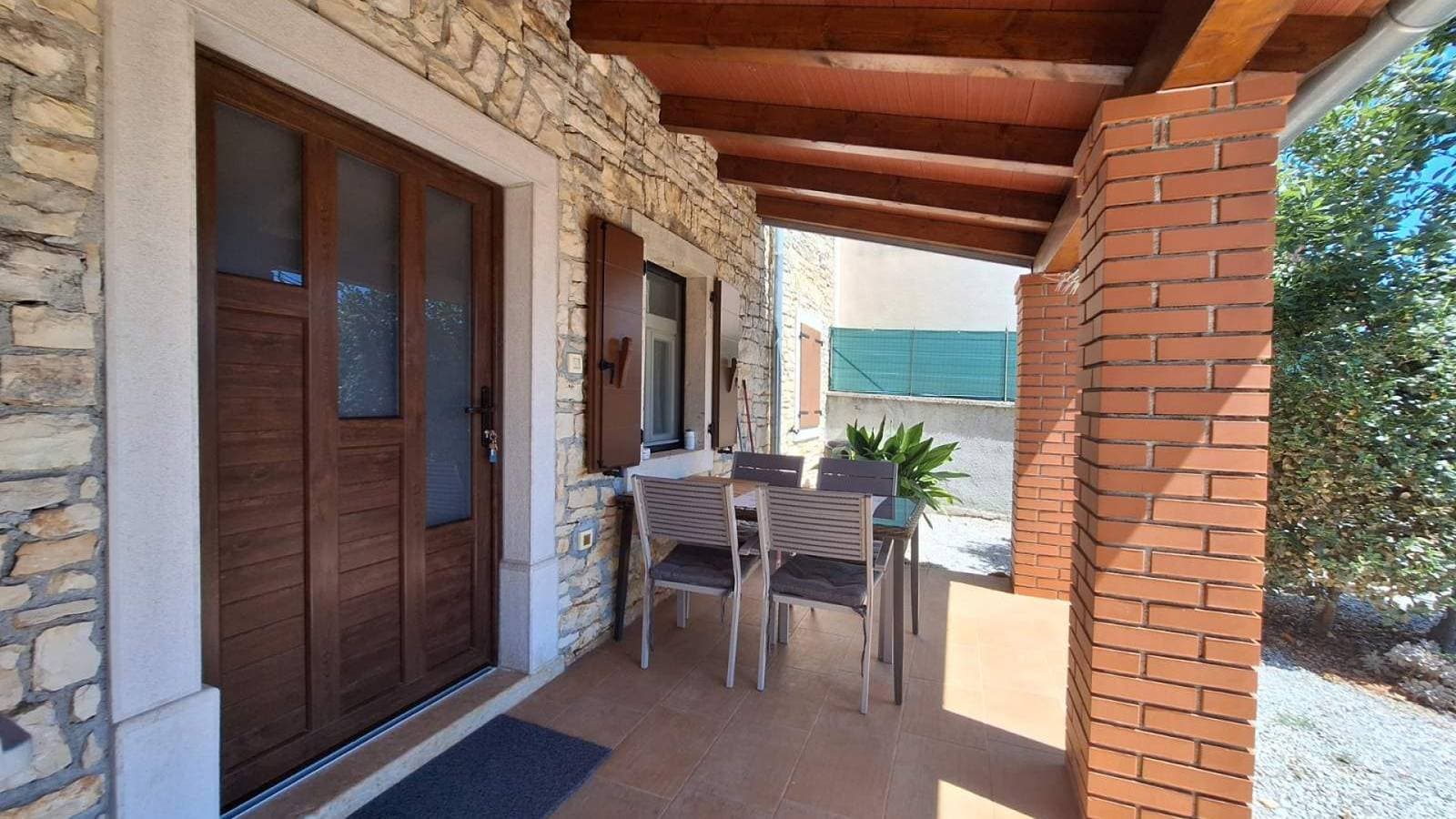 Foto 3 von 24: Holiday Home Zora - Radovani by Villas Guide