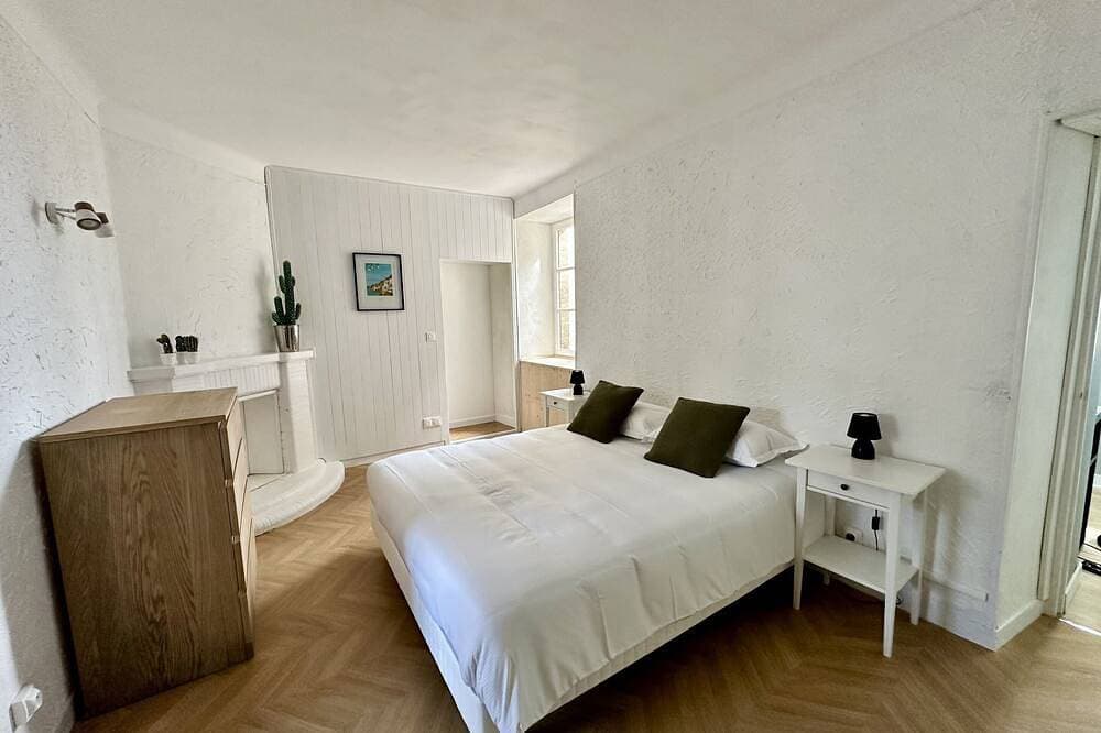 Foto 10 von 30: Studio-Ensuite mit Dusche-2 personnes