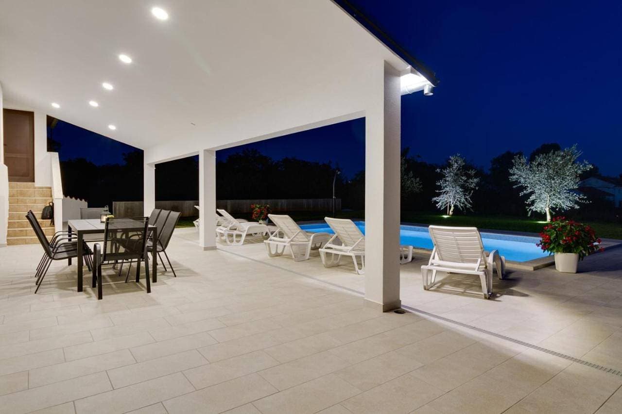 Foto 12 von 28: Villa with Private Pool