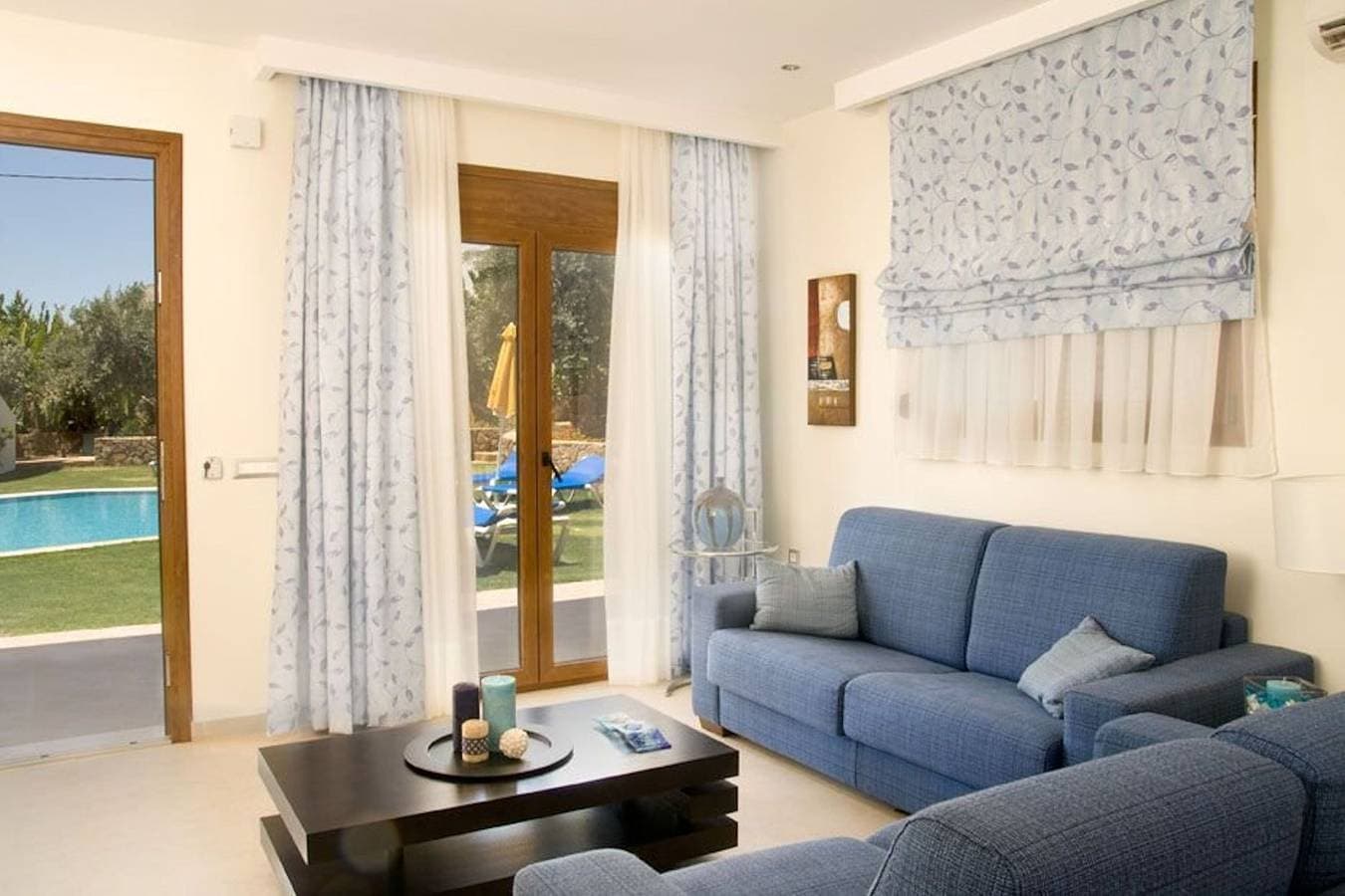 Foto 4 von 13: Executive Rhodes Villa | 4 Bedroom / 4 Bathroom Bd Villa | Pefkos
