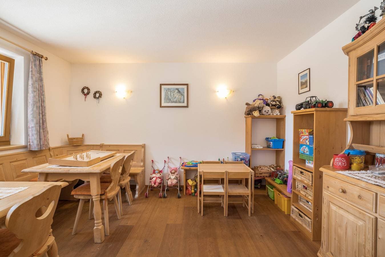 Foto 12 von 20: Gemütliche Ferienwohnung "Arnika - Mesnerhof" mit Bergblick, WLAN, Balkon & Garten