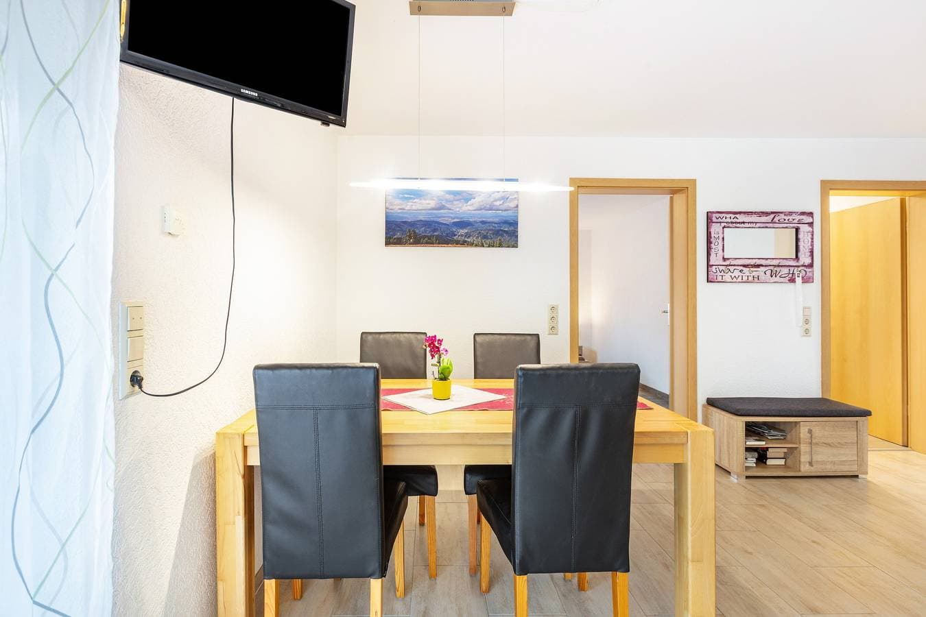 Foto 6 von 24: Ferienwohnung Sonnenberg mit privater Terrasse, privatem Garten und Wi-Fi