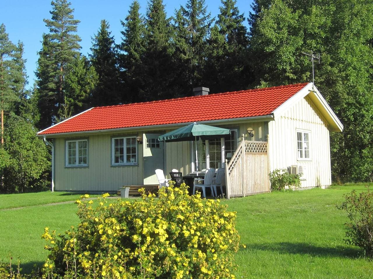 4 Personen Ferienhaus in Håcksvik 1