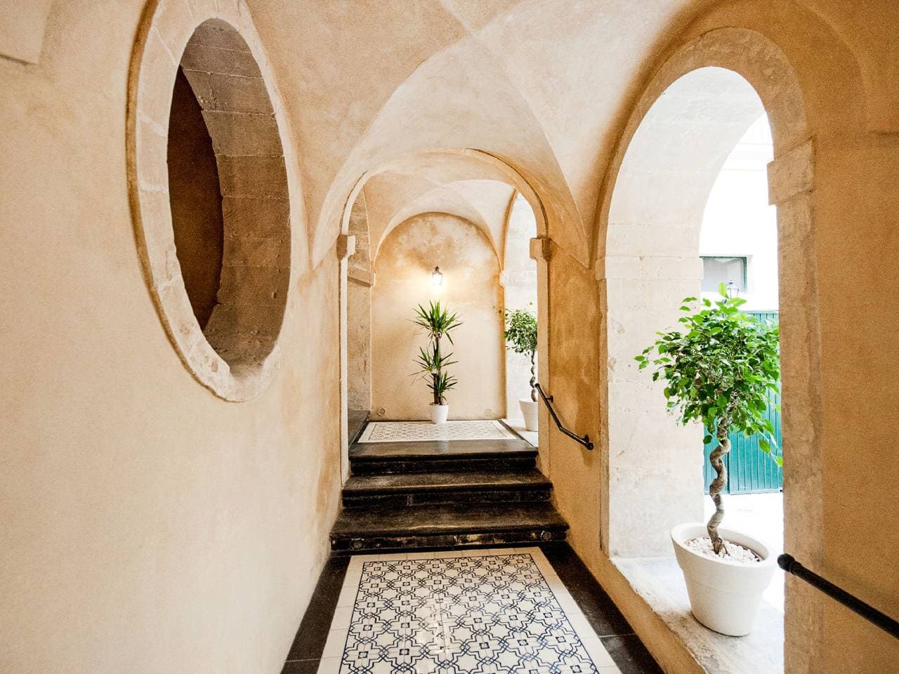 Luxuriöses, historisches Zweifamilienhaus Romeo 1