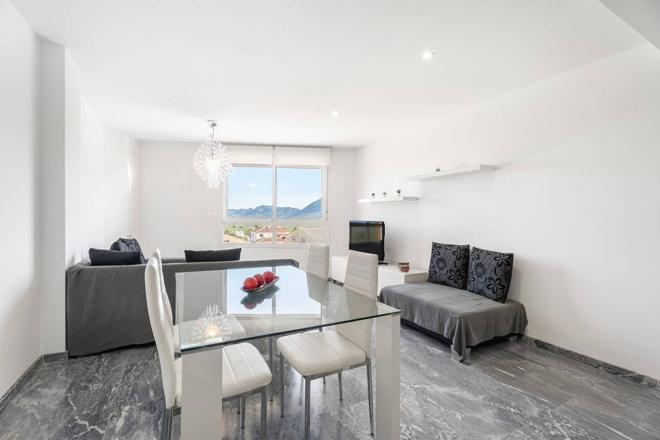 Foto 4 von 32: Ferienwohnung 'Llanera de Ranes' mit Balkon und Klimaanlage