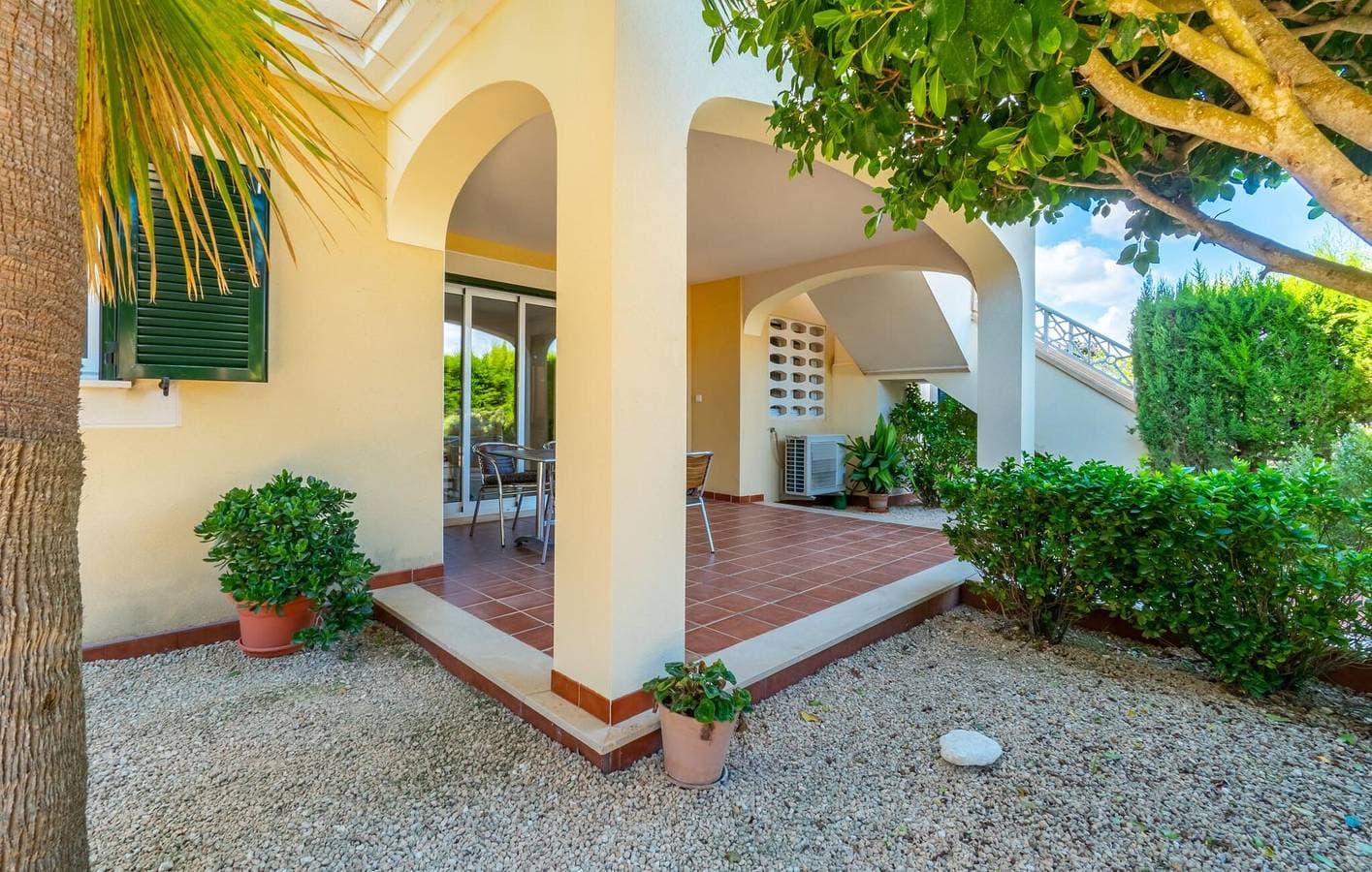 Foto 13 von 37: Sonniger Rückzugsort auf Mallorca mit Pool, Terrasse und Grill