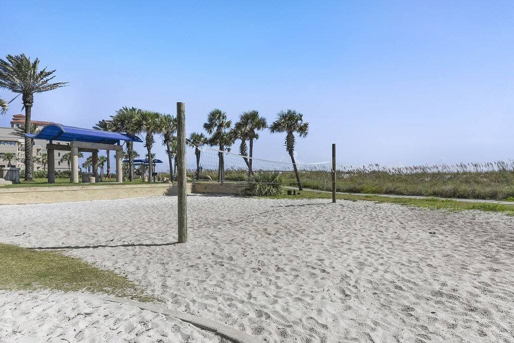 Foto 6 von 40: Beachside! Jacksonville Beach Condo-Close to Mayo Clinic