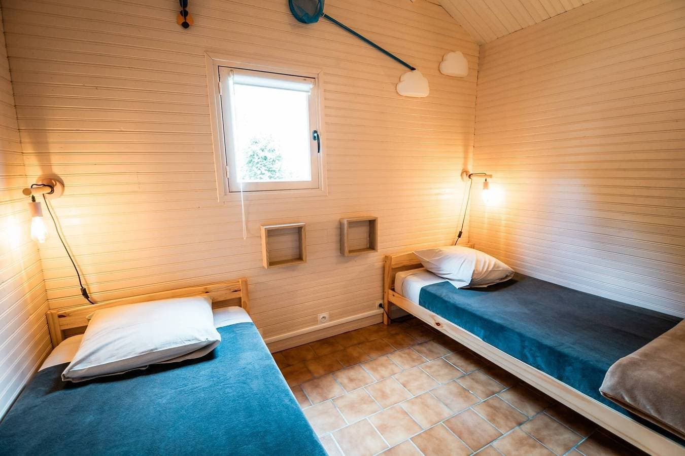 Foto 11 von 44: Domaine de Guillaume, Chalet Bon Père für 4 Personen mit Gemeinschaftspool, WLAN