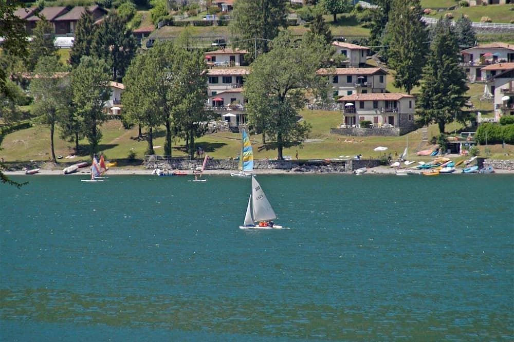 Foto 12 von 29: Direkt am See mit Terrasse und zwei Schlafzimmern