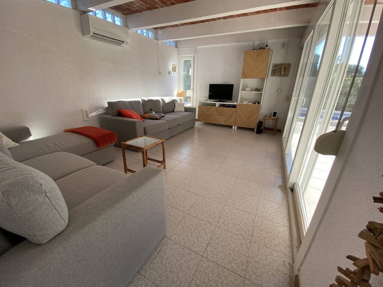 Foto 7 von 23: Einstöckige Villa mit privatem Garten in Spanien