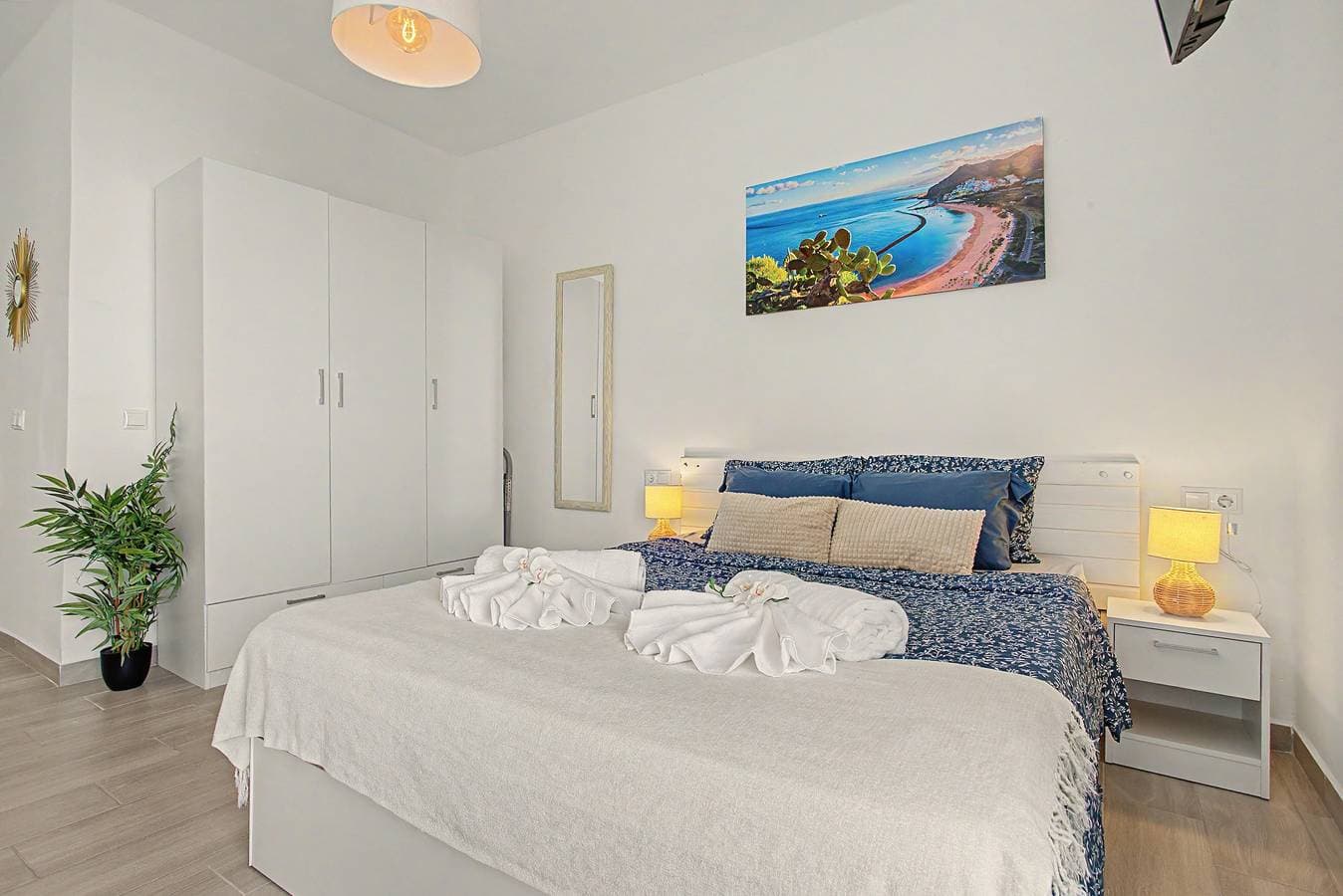 Foto 7 von 32: Ferienwohnung 'Dream Ocean Sunset' mit Meerblick, Gemeinschaftsgarten und WLAN