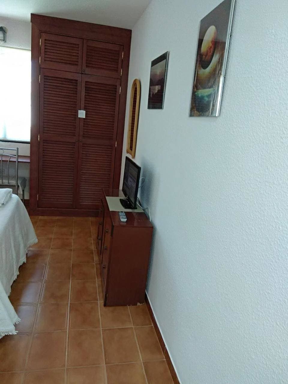 Foto 4 von 23: Double Room with Private Bathroom