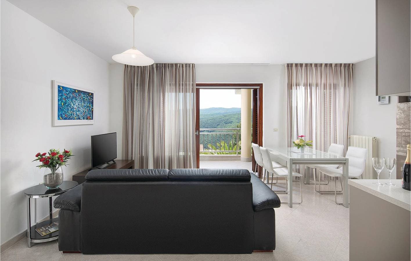 Foto 6 von 19: Gemütliche Ferienwohnung, 600 m vom Strand entfernt, mit WLAN, Klimaanlage und Terrasse