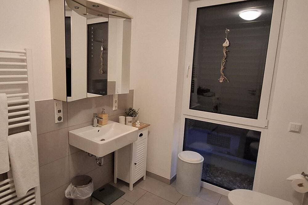 Foto 5 von 16: Penthousewohnung am Park - Appartement/Fewo, Dusche oder Bad, Wc, 2 Schlafräu