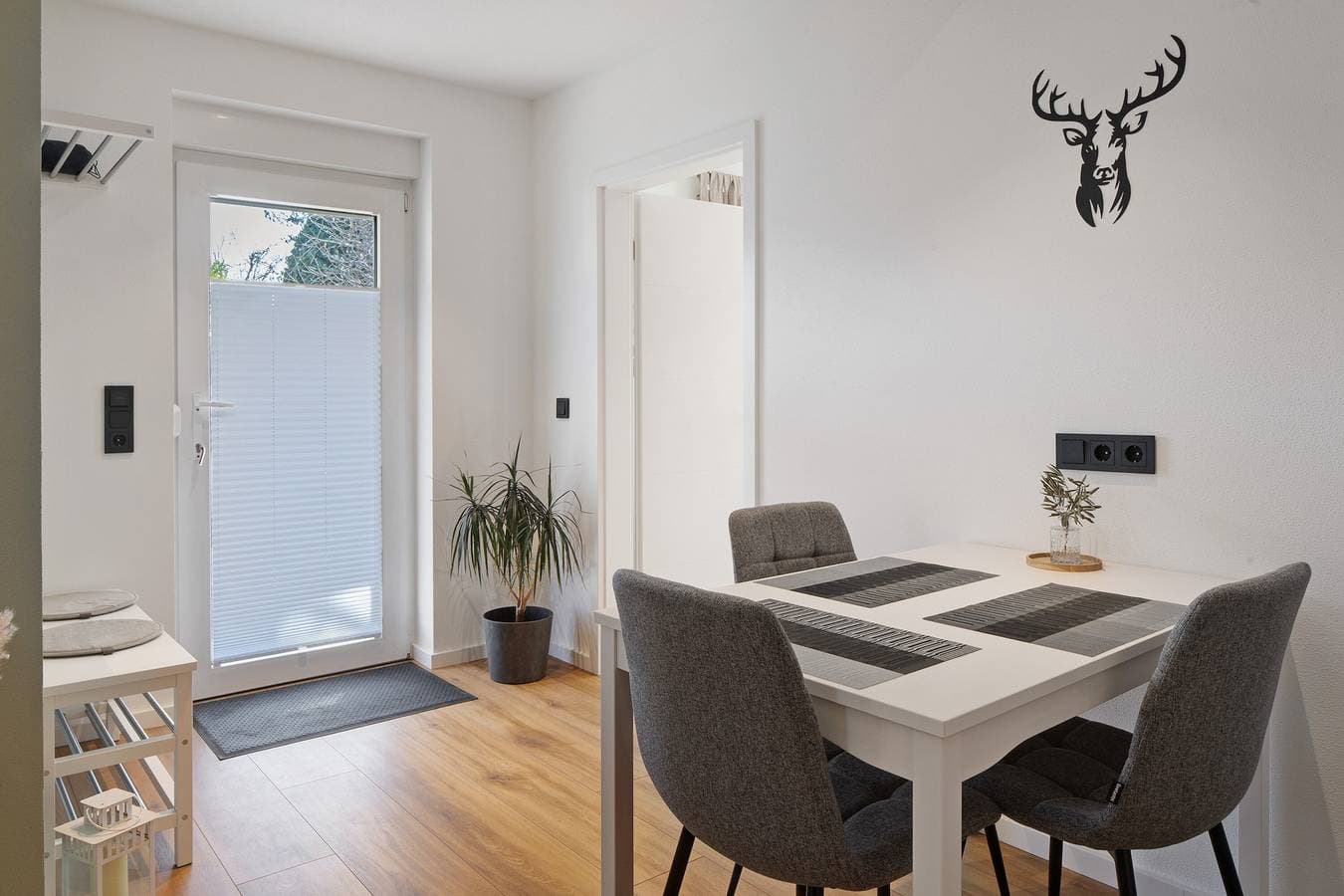 Foto 7 von 31: Apartment 'Kaiserstuhlnest Am Rhein' mit privater Terrasse und WLAN