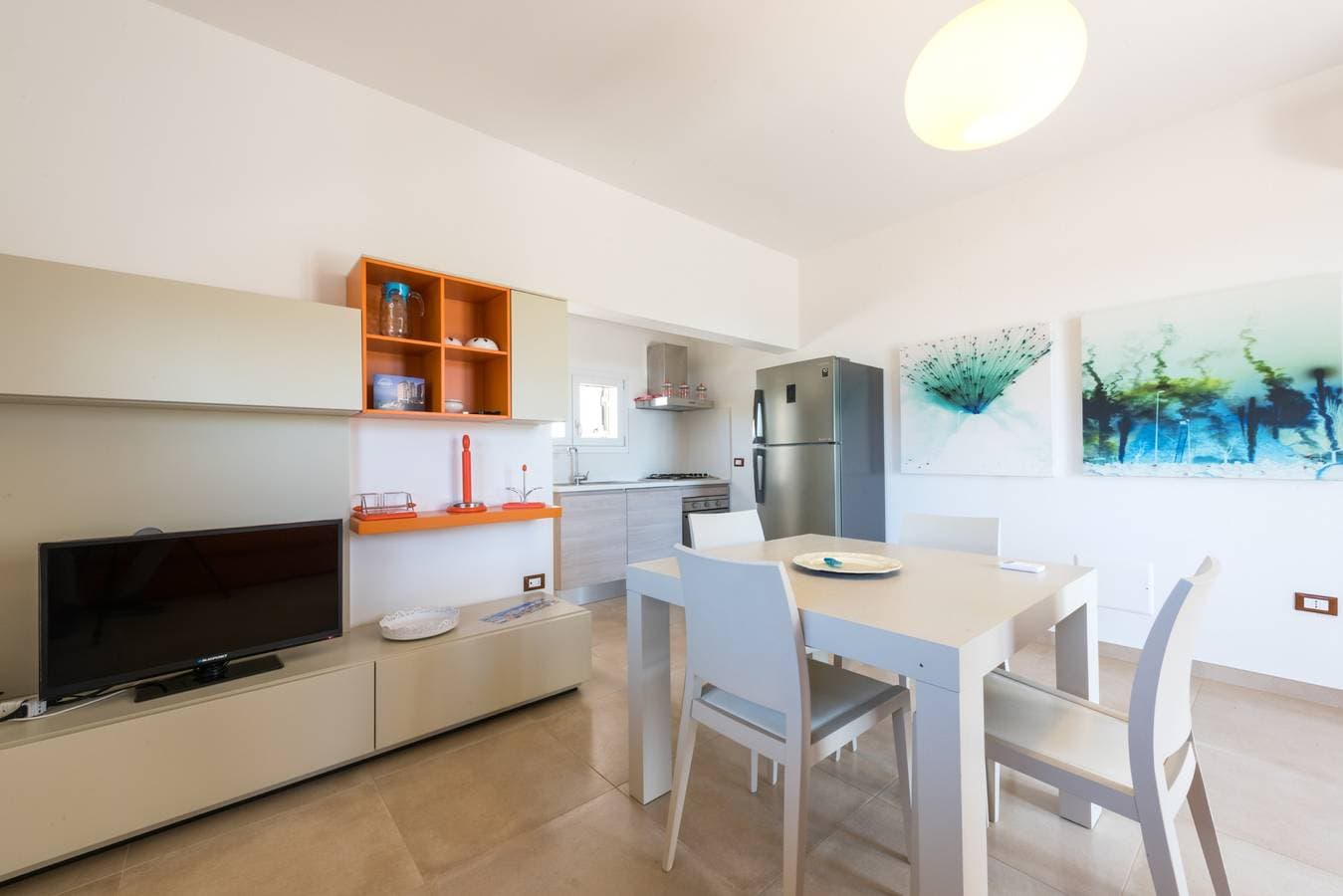 Foto 9 von 21: Moderne Villa mit Steinpool in Strandnähe