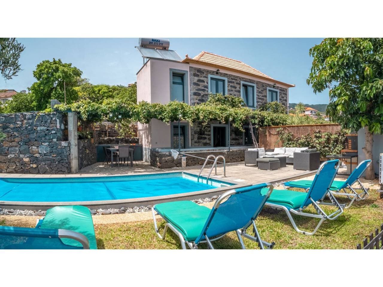 Villa mit eigenem Garten und Grill 1