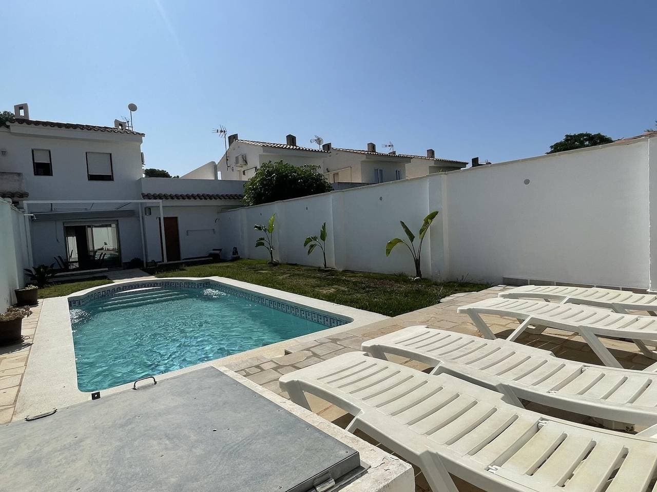 Foto 11 von 29: Luxusvilla mit Privatem Pool, 3 Schlafzimmer